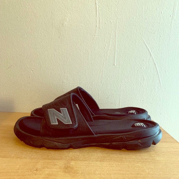 new balance memory foam sandals